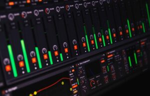 digital audio mixer